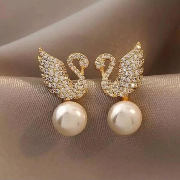 Beautiful Korean Western Swan Design Earrings