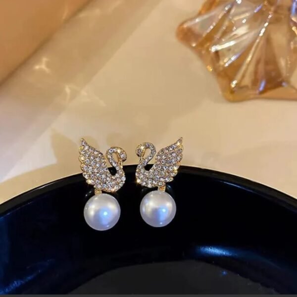 Beautiful Korean Western Swan Design Earrings