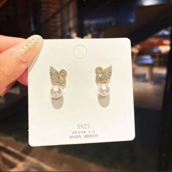 Beautiful Korean Western Swan Design Earrings