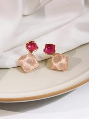 Exquisite Korean Western Partywear: Pink Monalisa Stone Earrings