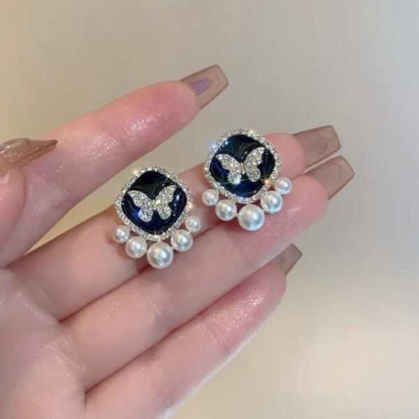 Elegant Korean Western Partywear Black Stud Earrings by LC Imitation