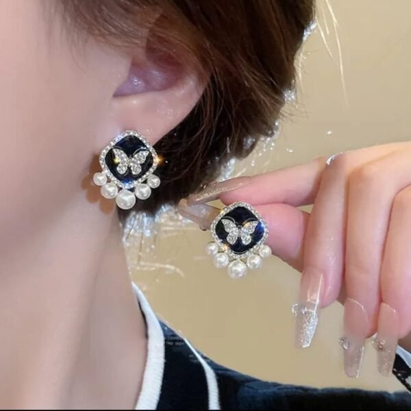 Elegant Korean Western Partywear Black Stud Earrings by LC Imitation