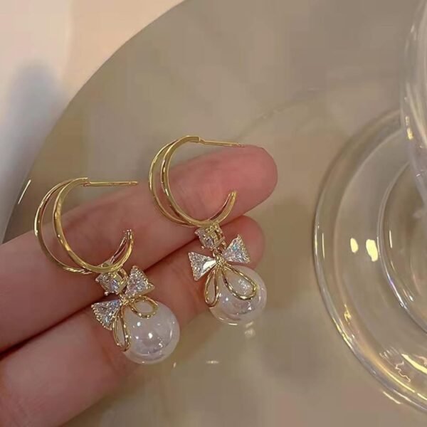 Elevate Your Style with LC Imitation's Stunning Earrings